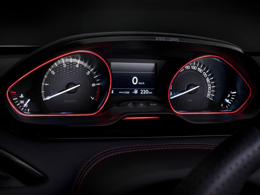  Peugeot 208 GTi 3-Door 2012 года  (фото 7 из 8)